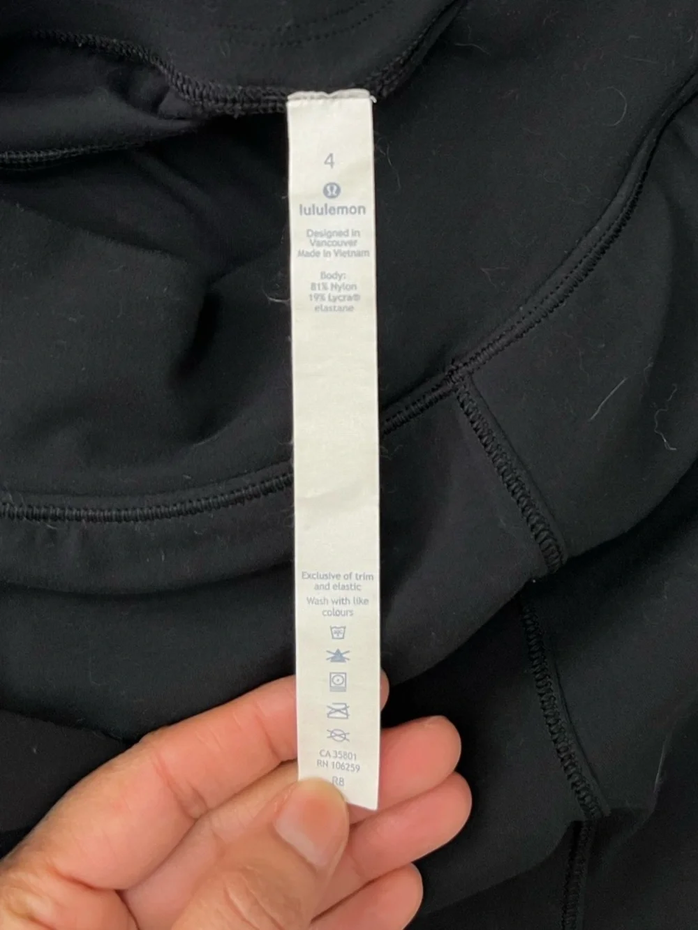 Lululemon Rejuvenate Crop 18